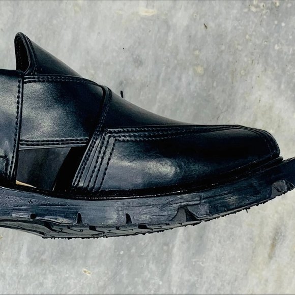 Traditional Black Peshawari Chappal, Handcrafted Leather Chappal, Black Sandals main image 10